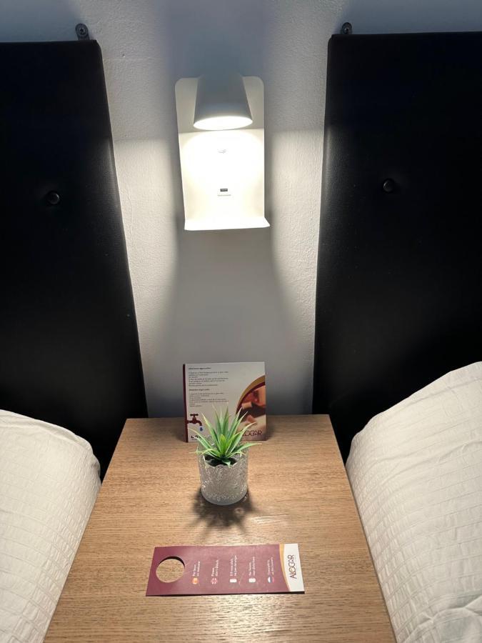 Twin Room,1415420637:JPEG